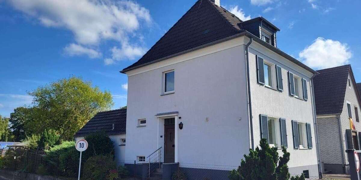 Einfamilienhaus Langenfeld - 4.5 Zimmer, 111 m&sup2;, 379.000&euro; | Angebot:26154817