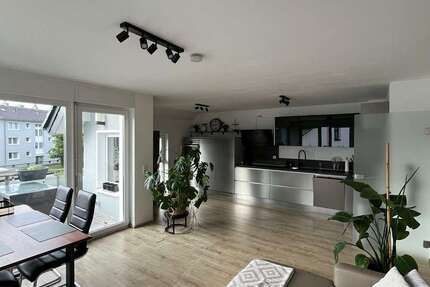 Wohnung Wermelskirchen Tente - 4 Zimmer, 96 m&sup2;, 1.150&euro; | Angebot:27385341