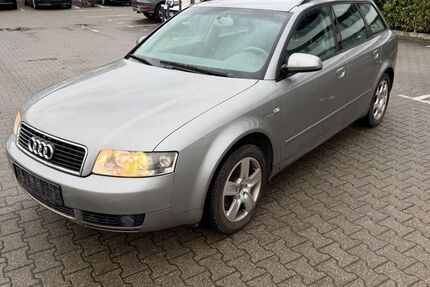 Audi A4 158.000 km 1.990 &euro; Köln 50739