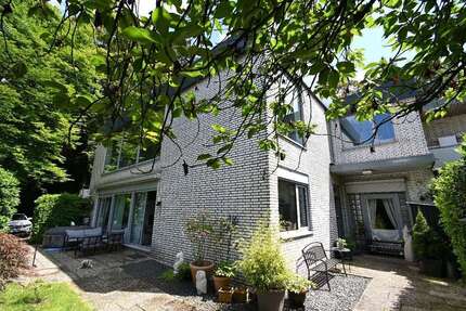 Haus Wuppertal Gemarkung Vohwinkel - 7 Zimmer, 306 m&sup2;, 995.000&euro; | Angebot:24980403