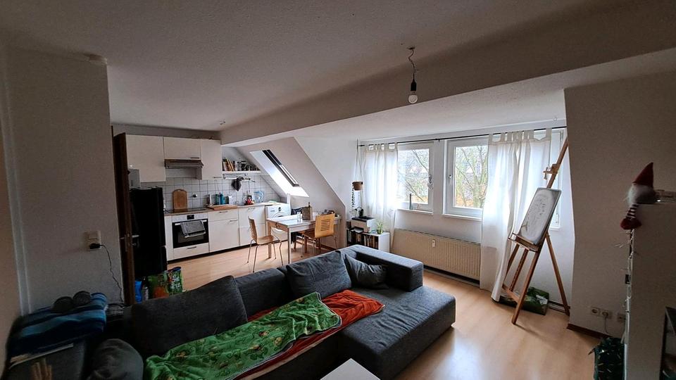 Dachgeschoßwohnung Köln Nippes - 2 Zimmer, 49 m&sup2;, 210.000&euro; | Angebot:25844555
