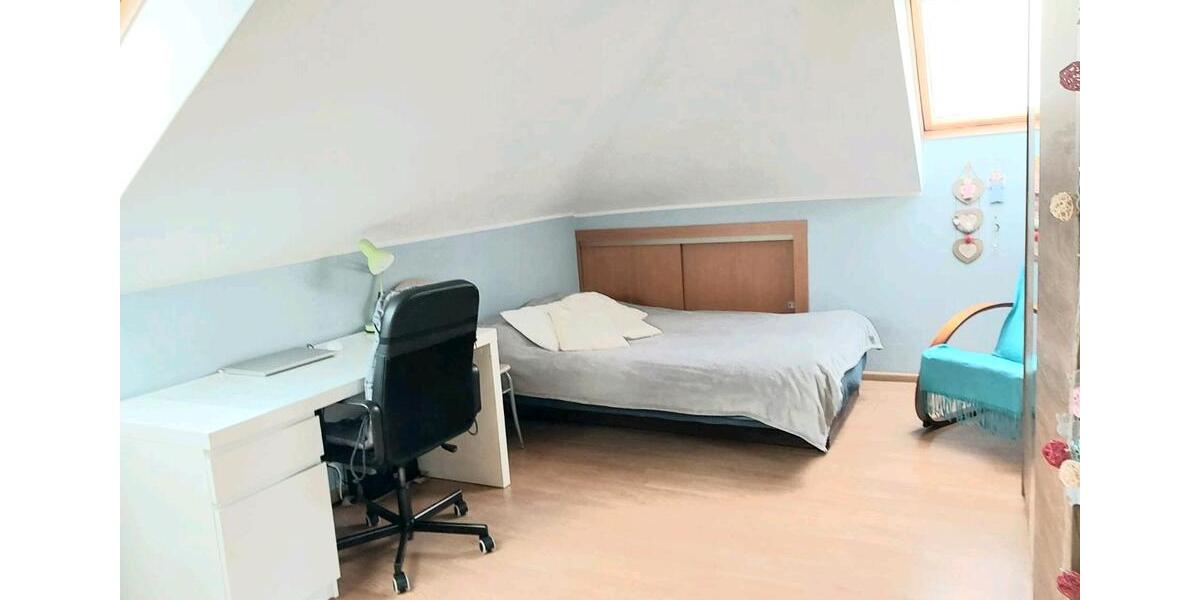 Einfamilienhaus Solingen Mitte - 6 Zimmer, 158 m&sup2;, 650.000&euro; | Angebot:26210995