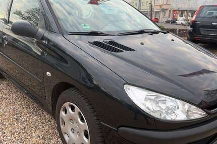 Peugeot 206 84.600 km 3.450 &euro; Leverkusen 51371