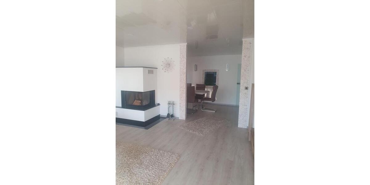 Bungalow Düsseldorf Stadtbezirk 3 - 8 Zimmer, 207 m&sup2;, 359.000&euro; | Angebot:26222135