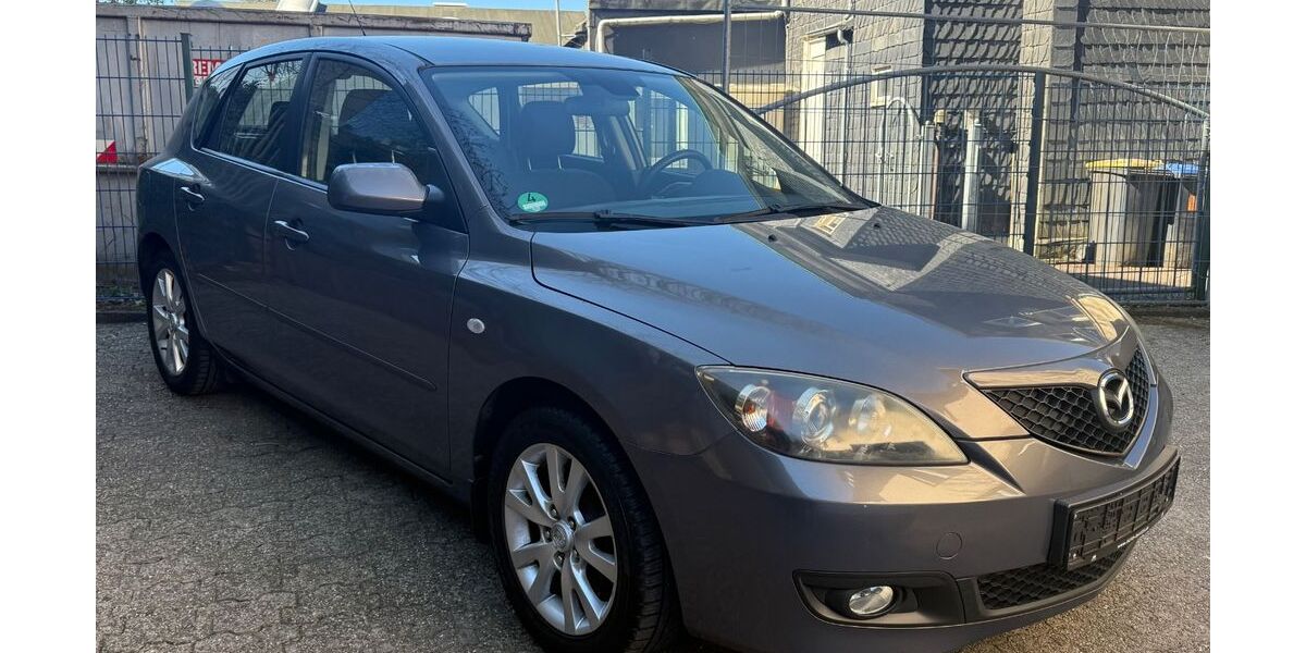 Mazda 3 177.000 km 2.900 &euro; Remscheid 42855
