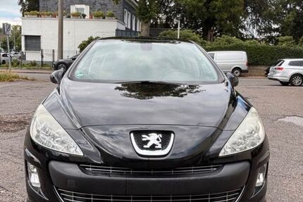 Peugeot 308 185.000 km 2.900 &euro; Wuppertal 42275