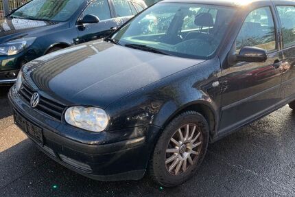 VW Golf 279.000 km 799 &euro; Bergisch Gladbach 51465