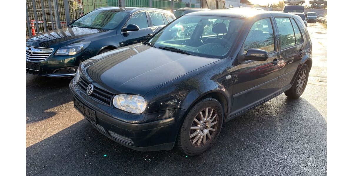 VW Golf 279.000 km 799 &euro; Bergisch Gladbach 51465