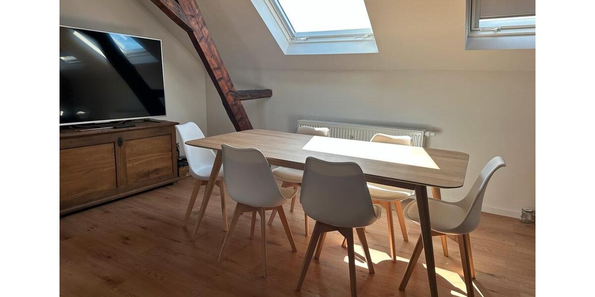 Dachgeschoßwohnung Köln Lindenthal - 5 Zimmer, 120 m&sup2;, 570&euro; | Angebot:25205302