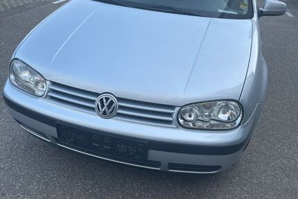 VW Golf 215.000 km 1.700 &euro; Ratingen 40880