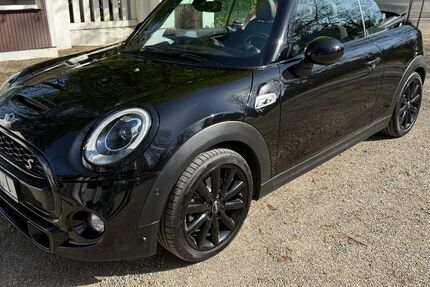 Mini Cooper S Cabrio 71.000 km 23.900 &euro; Düsseldorf 40235