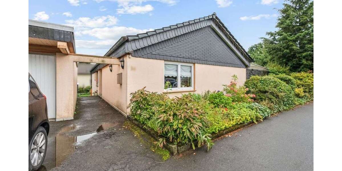Einfamilienhaus Hückeswagen - 4 Zimmer, 110 m&sup2;, 325.000&euro; | Angebot:22645900