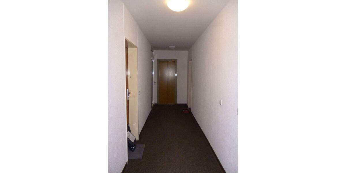Etagenwohnung Köln Nippes - 2 Zimmer, 35 m&sup2;, 600&euro; | Angebot:26230401