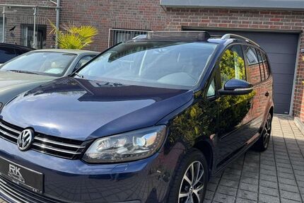 VW Touran 260.000 km 4.400 &euro; Solingen 42651