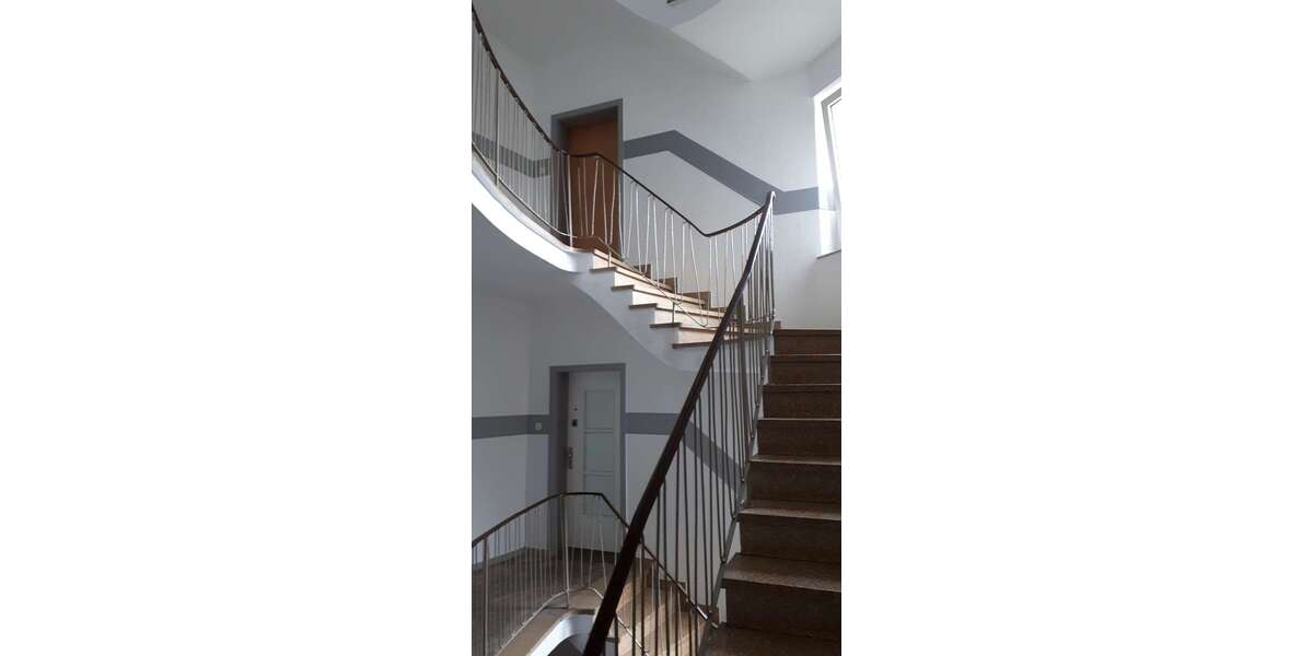 Etagenwohnung Düsseldorf Rath - 2 Zimmer, 52 m&sup2;, 550&euro; | Angebot:26094623