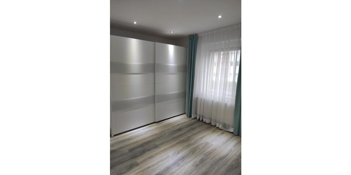 Etagenwohnung Mettmann - 2 Zimmer, 55 m&sup2;, 1.000&euro; | Angebot:25857288