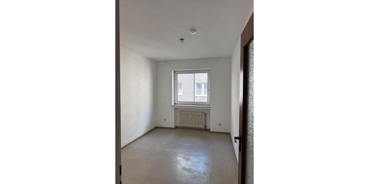 Etagenwohnung Köln Mülheim - 3 Zimmer, 64 m&sup2;, 985&euro; | Angebot:25974822