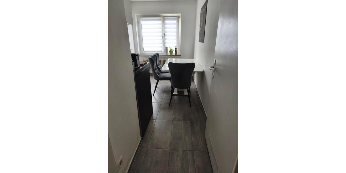 Etagenwohnung Düsseldorf Stadtbezirk 8 - 3 Zimmer, 70 m&sup2;, 299.000&euro; | Angebot:26301488