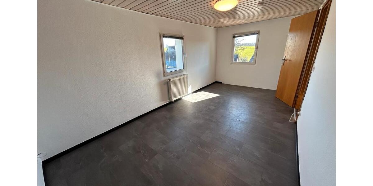 Doppelhaushälfte Burscheid - 3 Zimmer, 95 m&sup2;, 350.000&euro; | Angebot:25547130