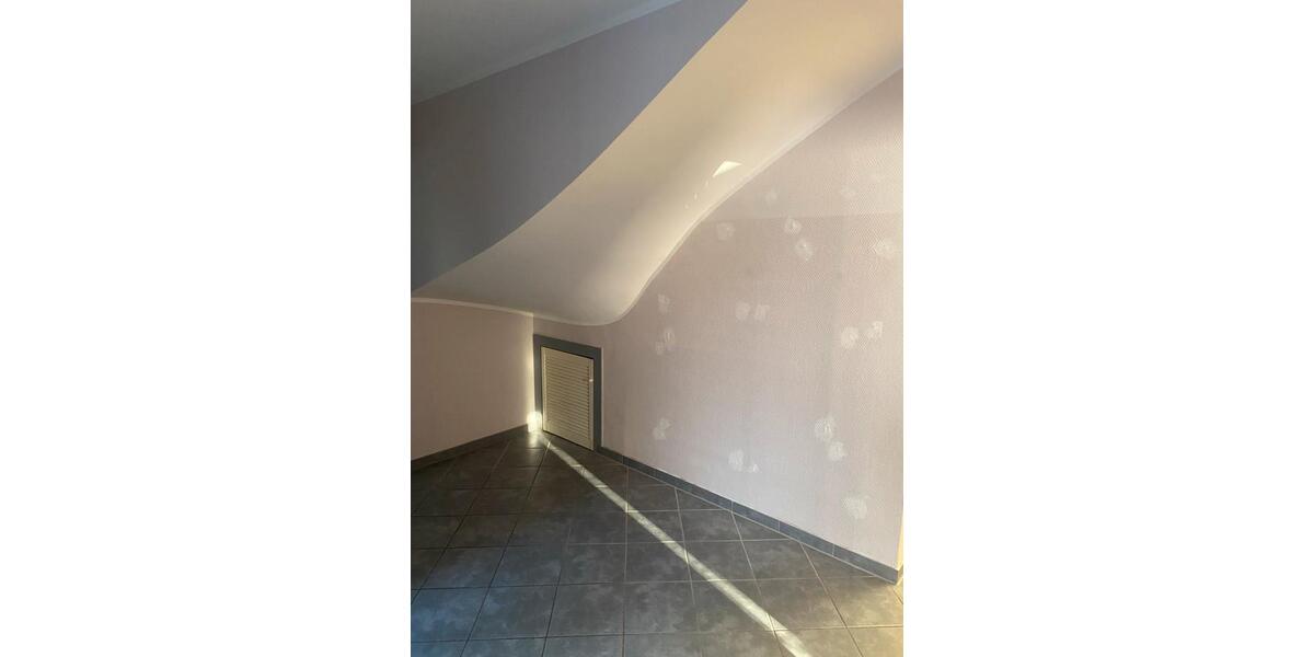 Etagenwohnung Odenthal - 3 Zimmer, 80 m&sup2;, 1.000&euro; | Angebot:25892871