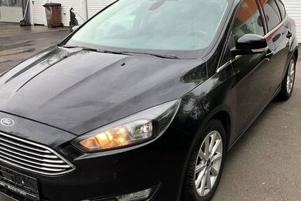 Ford Focus 200.000 km 3.590 &euro; koeln 51105