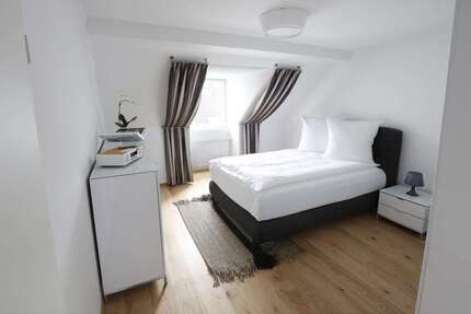 Wohnung Düsseldorf Derendorf - 2 Zimmer, 55 m&sup2;, 1.190&euro; | Angebot:24185216