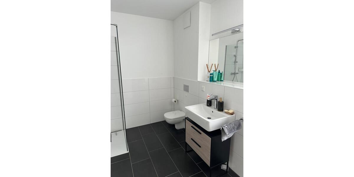 Einfamilienhaus Düsseldorf Stadtbezirk 6 - 3 Zimmer, 90 m&sup2;, 1.867&euro; | Angebot:25988631