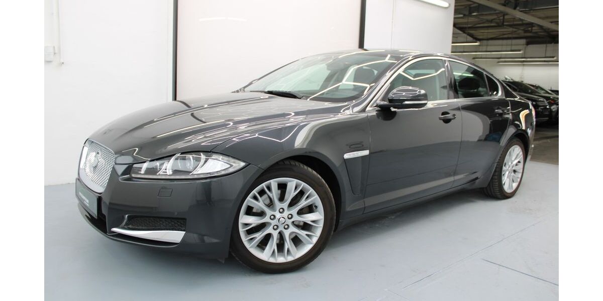 Jaguar XF 132.600 km 12.990 &euro; Düsseldorf 40233
