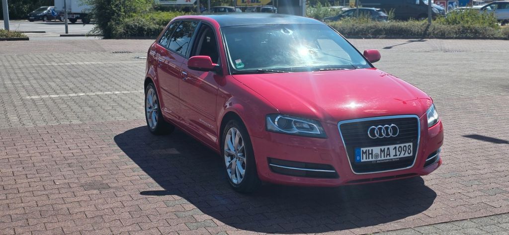 Audi A3 180.000 km 4.950 &euro; Mülheim 45476