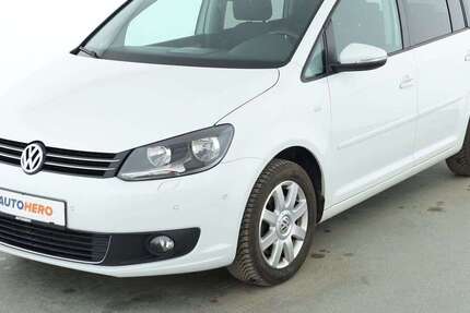 VW Touran 49.188 km 15.780 &euro; Köln 50739