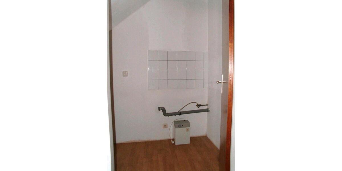 Dachgeschoßwohnung Düsseldorf Stadtbezirk 9 - 2 Zimmer, 38 m&sup2;, 139.000&euro; | Angebot:25899904