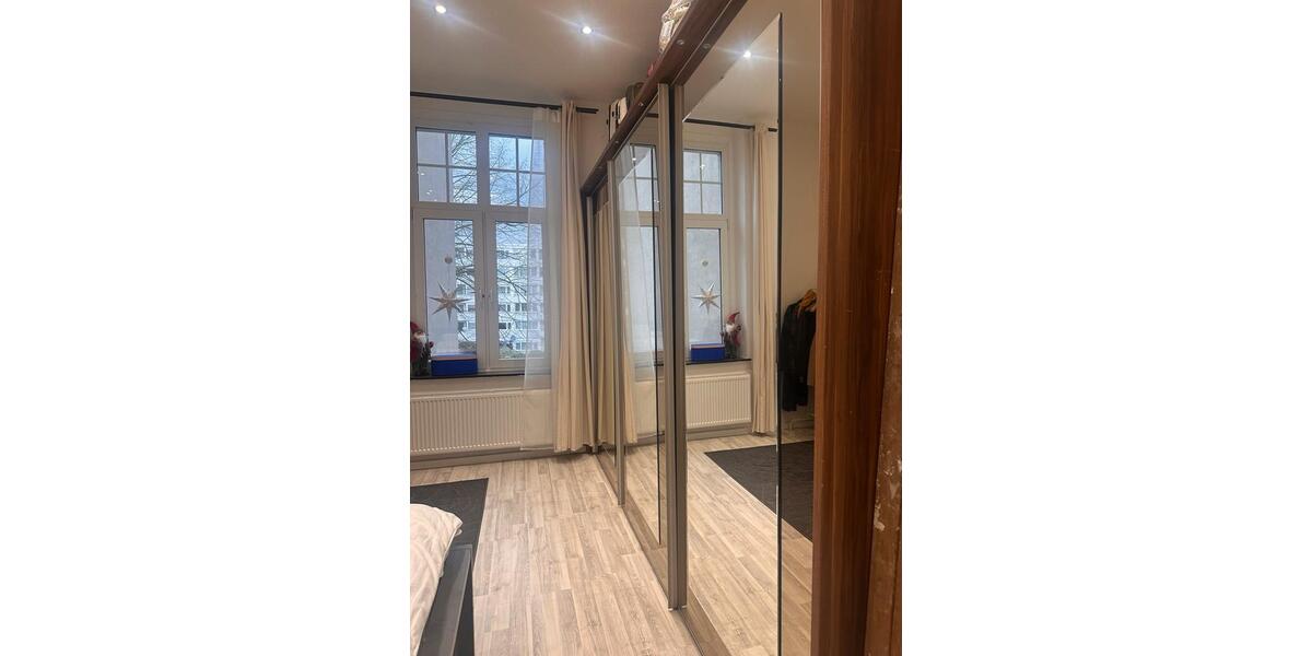 Etagenwohnung Köln Mülheim - 3 Zimmer, 76 m&sup2;, 1.400&euro; | Angebot:25905937