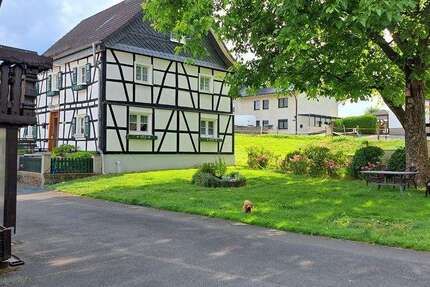 Haus Kürten - 6 Zimmer, 138 m&sup2;, 599.000&euro; | Angebot:24409791