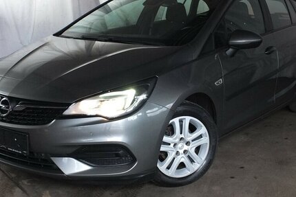 Opel Astra NAVI 1.HD BLUETOOTH ALLWETTERREIFEN 125.000 km 8.925 &euro; Köln 50858
