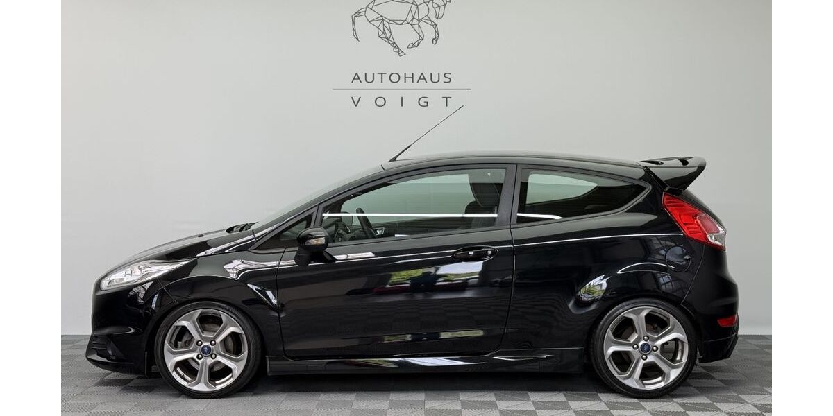 Ford Fiesta 89.198 km 10.990 &euro; Radevormwald 42477