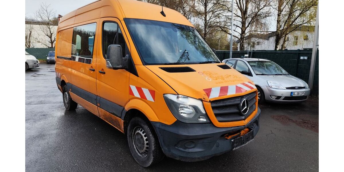 Mercedes-Benz Sprinter 445.000 km 6.300 &euro; Bergisch Gladbach 51469