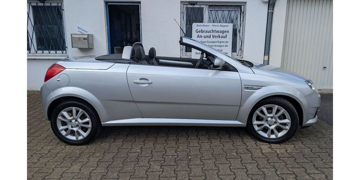 Opel Tigra 140.094 km 2.990 &euro; Düsseldorf 40472