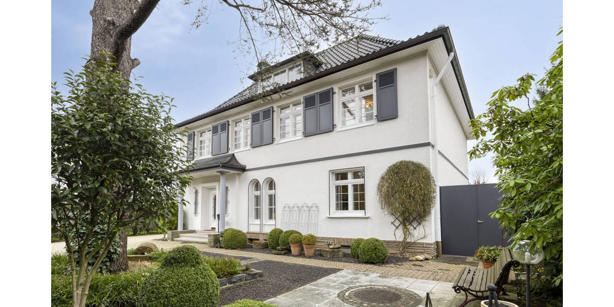 Stilvolles Wohnen mit guter Verkehrsanbindung - Mehrfamilienhaus, Wohnhaus Wuppertal Barmen | Angebot:24140375