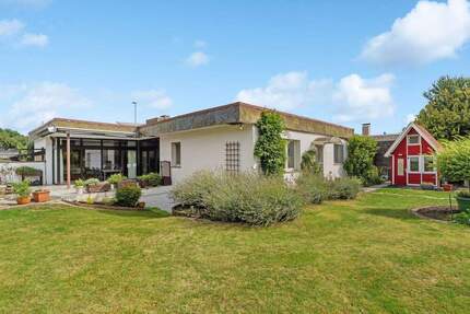 Haus Dormagen Hackenbroich - 8 Zimmer, 239 m&sup2;, 549.000&euro; | Angebot:26230626