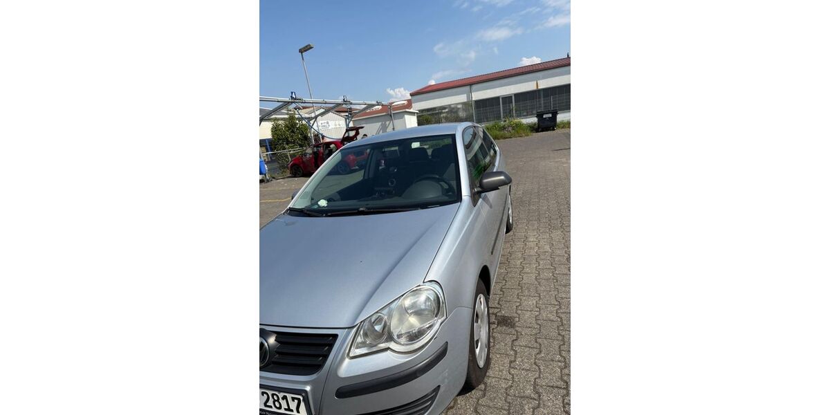 VW Polo 142.100 km 3.500 &euro; Köln 51145
