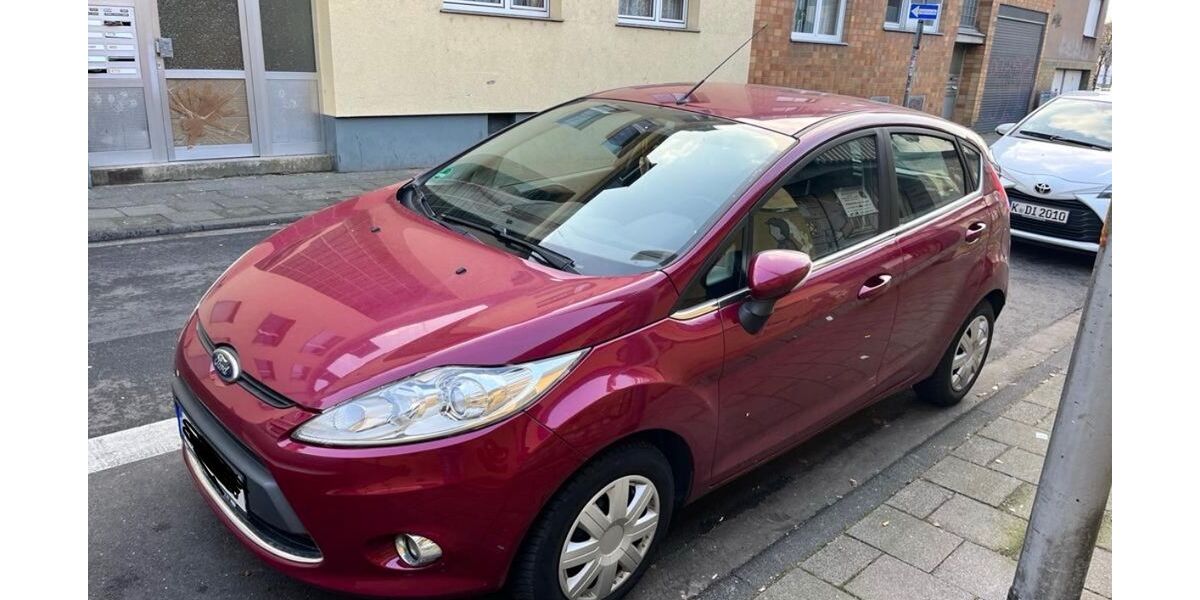 Ford Fiesta 175.000 km 2.700 &euro; Köln 51103