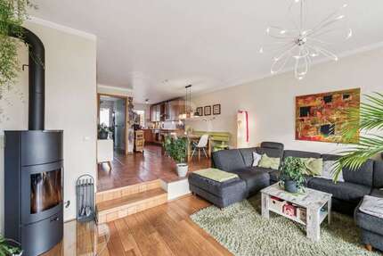 Haus Köln Mülheim - 6 Zimmer, 130 m&sup2;, 499.000&euro; | Angebot:26217691