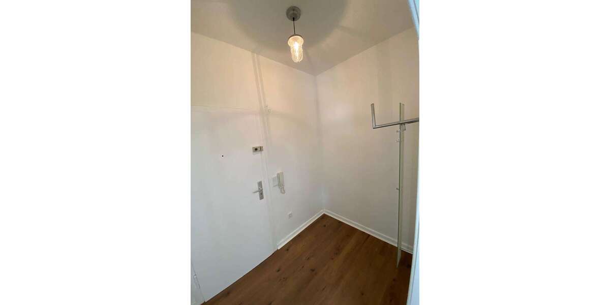 D-Zoo, möbl. 2 Zi. ETW, ruhig und Zentral in Einkaufsstraße , ca. 40qm Wfl., 8qm Keller - Wohnanlage Düsseldorf Stadtbezirk 2 | Angebot:26234481