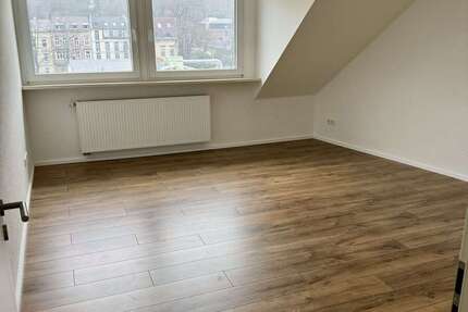 Wohnung Wuppertal Unterbarmen - 2 Zimmer, 65 m&sup2;, 680&euro; | Angebot:27113729