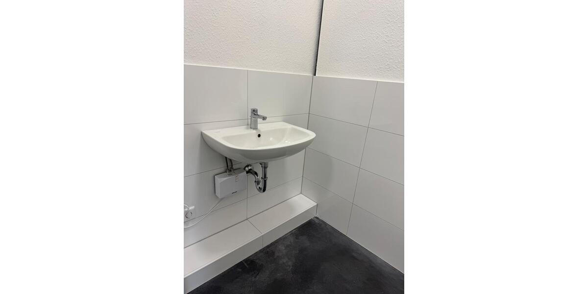 Gewerbeobjekt Burscheid - 1.420&euro; | Angebot:26043057