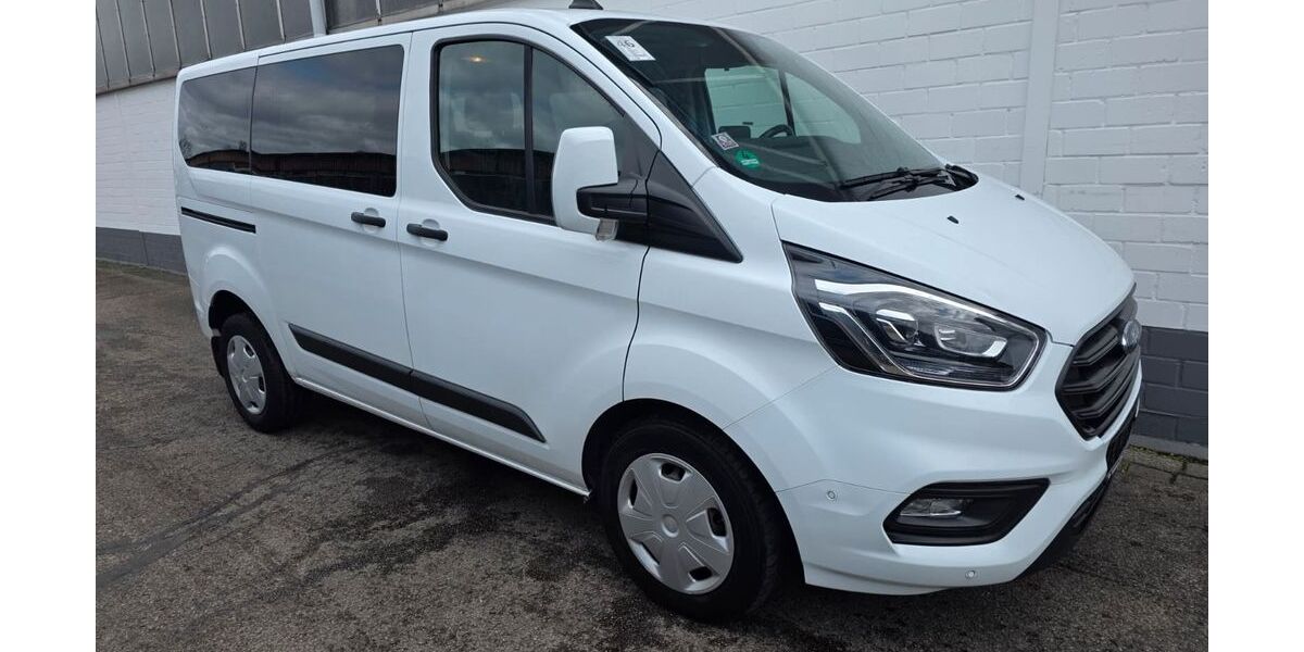 Ford Tourneo Custom 271.000 km 11.450 &euro; Köln 51149