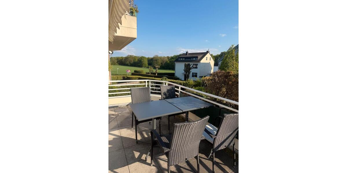 Etagenwohnung Düsseldorf Stadtbezirk 8 - 3 Zimmer, 100 m&sup2;, 900&euro; | Angebot:26294677