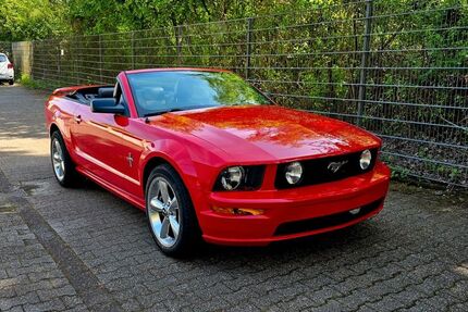 Ford Mustang 78.000 km 13.450 &euro; Köln 51105