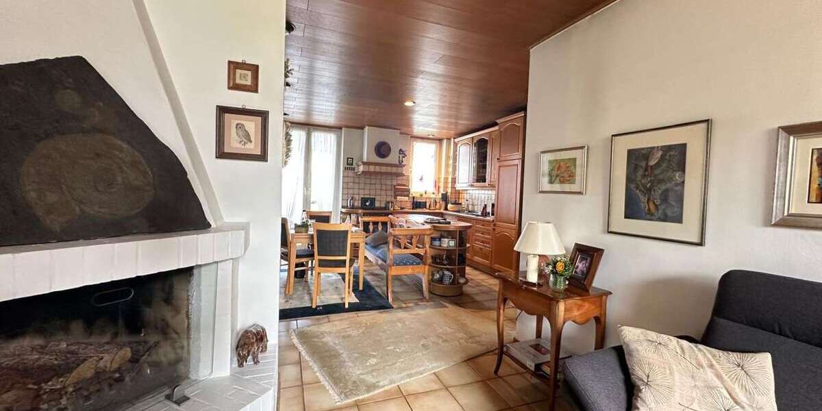 Etagenwohnung Düsseldorf Pempelfort - 3 Zimmer, 82 m&sup2;, 313.000&euro; | Angebot:26254110