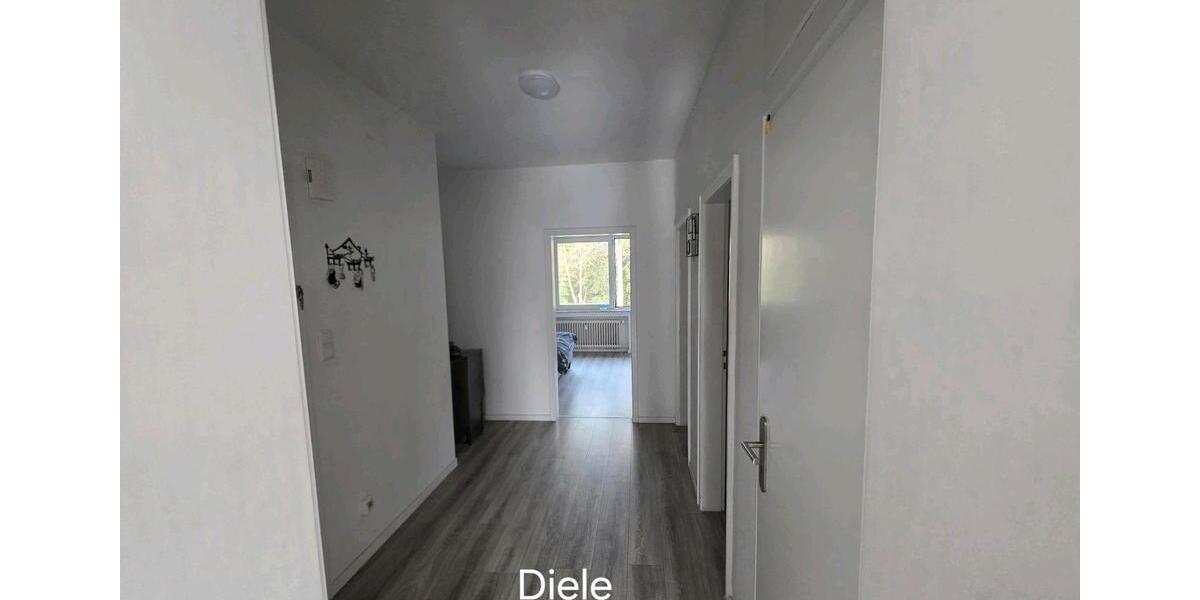 Etagenwohnung Düsseldorf Stadtbezirk 9 - 3 Zimmer, 83 m&sup2;, 1.661&euro; | Angebot:25404160
